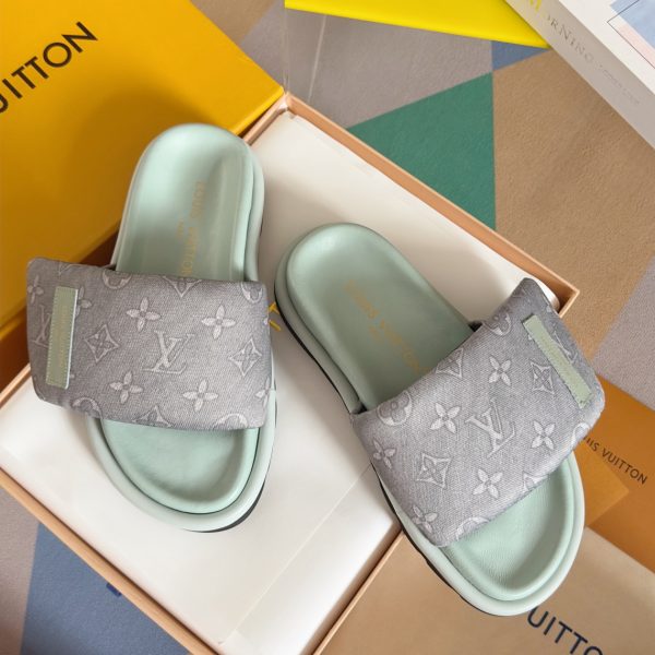 Louis Vuitton Pulpilo Comfort Velcro denim denim checkerboard embossed bread sliders E