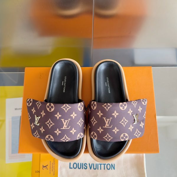 Louis Vuitton Pulpilo Comfort Velcro denim denim checkerboard embossed bread sliders N