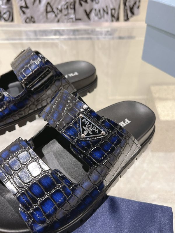 Prada Spring/Summer 2024 New Sandals Double-breasted/Velcro slippers for couples black - Image 7