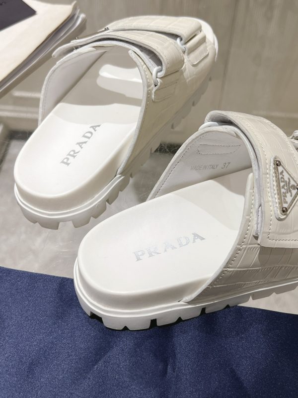 Prada Spring/Summer 2024 New Sandals Double-breasted/Velcro slippers for couples white - Image 7