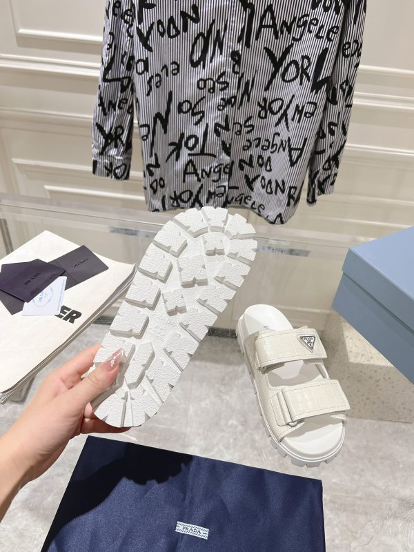 Prada Spring/Summer 2024 New Sandals Double-breasted/Velcro slippers for couples white - Image 9
